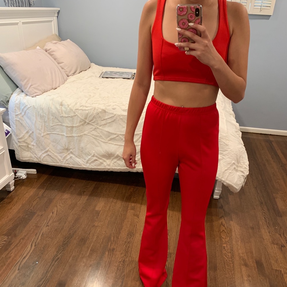 Red two piece set - Picture 2 of 2
